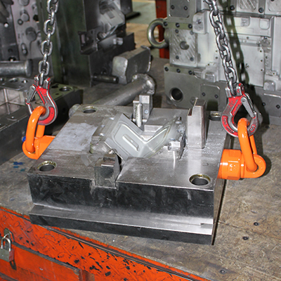 模具吊環(huán)起吊